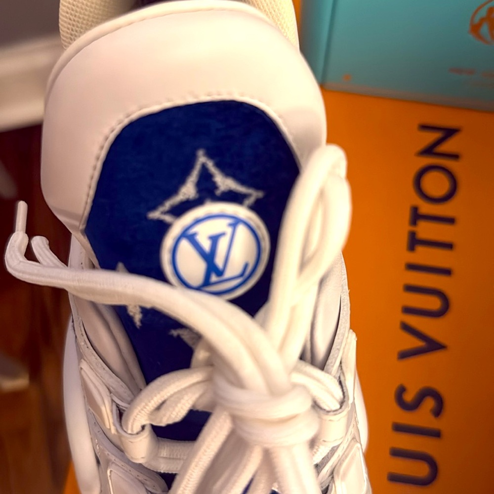 NWOT Louis Vuitton Monogram Blue and White Archlight Sneakers - Picture 3 of 11